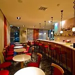 Rhodes Hotel