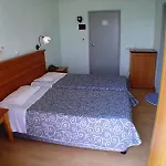 Hotel Rhodes 2*