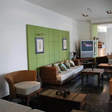 Ξενοδοχείο Rhodes 2*